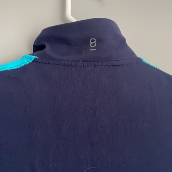 Two pieces ( top and blazer) size S - Picture 6 of 10